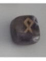 Amulett der Runen Amethyst Othila. Eigentum.