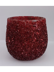 Kerzenhalter aus rotem Kristall.