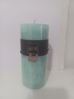 Pastellgrüne Kerze. 15x7cm.