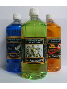 Ritualisierte Mopps Erfolg bei der Arbeit. Glück bei der Arbeit