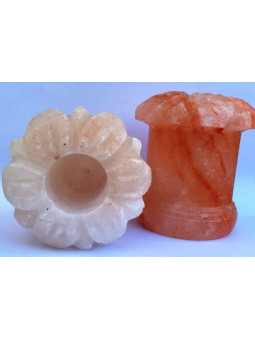 Natürlicher Himalayasalz-Kerzenhalter. Sonnenblume.