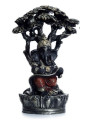 Ganesh-Figur, unter Baum - 21 cm hoch x 14 cm breit