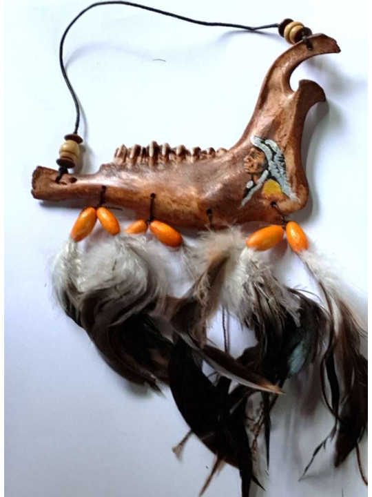 Indianer Kiefer, Anhänger mit Federn Orange Haken 18x23cm
