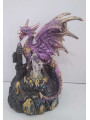Fliederfarbener und goldener Drache auf Schloss mit Led-Licht, Höhe 19cm, Breite 14cm