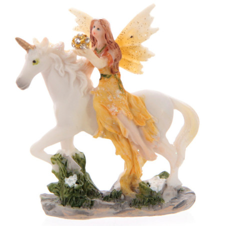 Gelbe Blumenfee mit Einhorn. 7 cm hoch x 6 cm breit