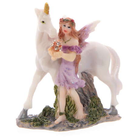 Violette Blumenfee mit Einhorn. 7 cm hoch x 6 cm breit