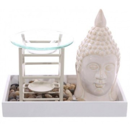 Ölbrenner im Tablett, mit weißem Buddha und Steinen
