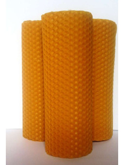 Kerze aus Virgin Wax. 14 x 6 Zentimeter