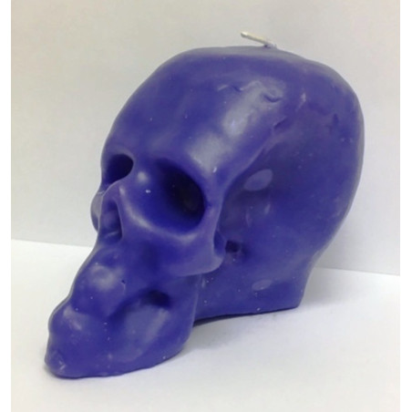 Lila Totenkopf Kerze. 11 x 9 Zentimeter