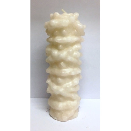 Thousand Knots Kerze Weiß. 6 x 17 Zentimeter