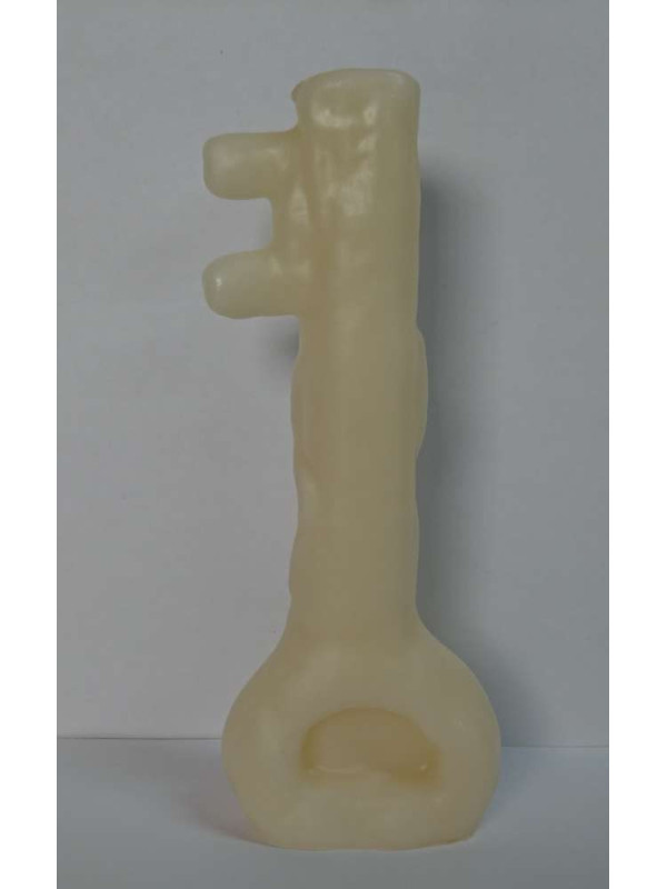 Weiße Schlüsselkerze. 18 Zentimeter