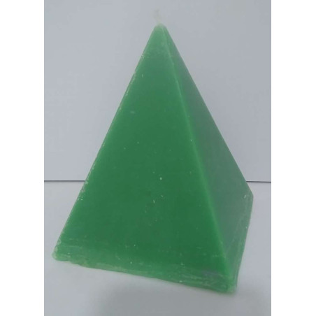 Grüne Pyramide Kerze, 10cm Basis x 13cm Höhe, Trade-Business Geschenköffner