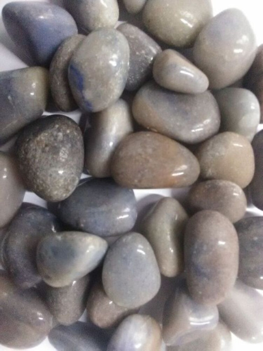 Kieselsteine abgerundete Blauer Quarz Commercial B Medium 2,5cm bis 3,5cm