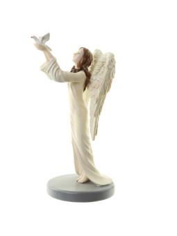 Schutzengel mit Taube. 22 cm hoch x 11,5 cm breit