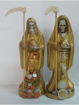 Handgefertigte Statue des Heiligen Todes aus Harz in Gold. 20 cm