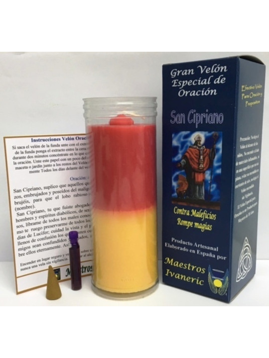 Kerze. Spezielles-Kraft mit Gebet St. Cyprian
