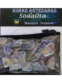 Runen Sodalith mit Runentasche