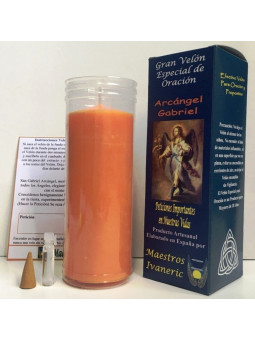 Kerze. Spezielle Kraft mit Gabriels Gebet. Wichtige Bitten