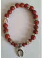 Rotes Jaspis-Mineral-Armband mit Glücks-Hufeisen