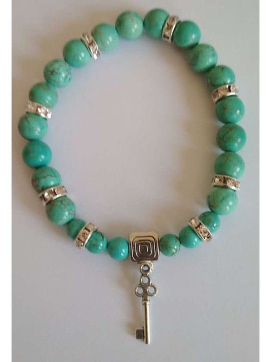 Türkisfarbenes Mineralienarmband mit Straßenöffnerschlüssel
