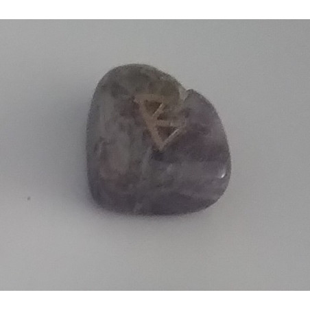Amethyst Berkana Amethyst Runen Amulette. Fruchtbarkeit und Heilung.