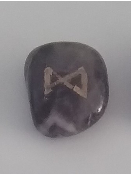 Amulette der Amethyst-Dagaz-Runen. Das Erwachen.