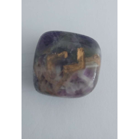 Amulett der Amethyst Jera Runen. Ernten.