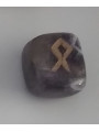 Amulett der Runen Amethyst Othila. Eigentum.