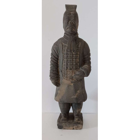 Angebot Terrakotta-Krieger der Armee von Xian. 22 cm.