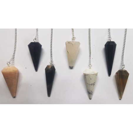 Kauf von 5 Einheiten Pendel Mineral unetikettierte, sortierte 3cm bis 4cm