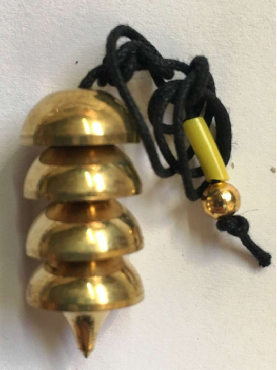 Osiris 3 cm Goldenes Metallpendel