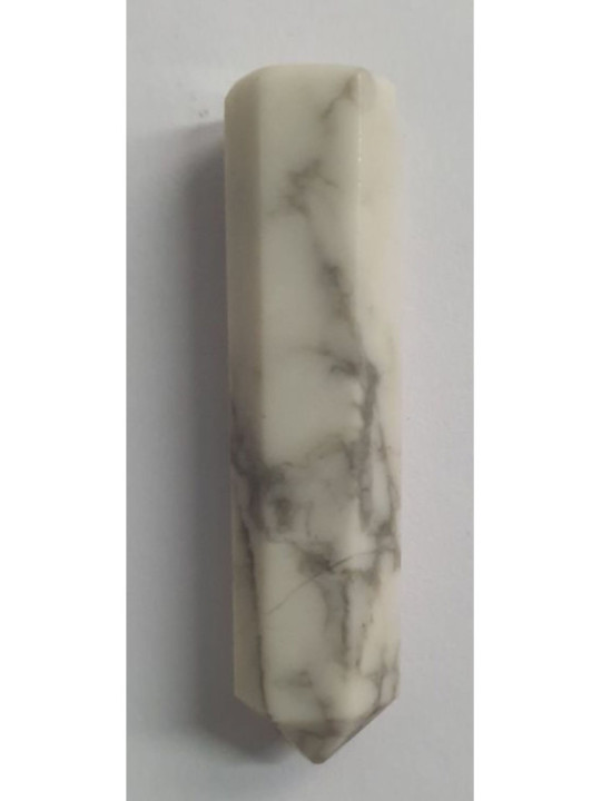 Howlite 2-3cm Bi-determinierte Mineralienspitze