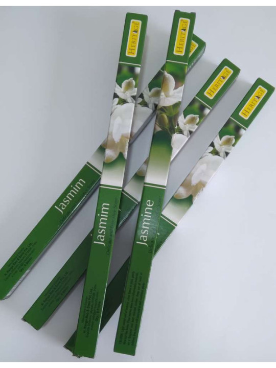 Beförderung! Jasmin. Echtes indisches Weihrauch-Erbe 8 Stäbchen